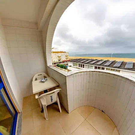 7 Saias - Centro Nazare