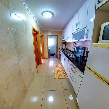 7 Saias - Centro 3* Nazaré