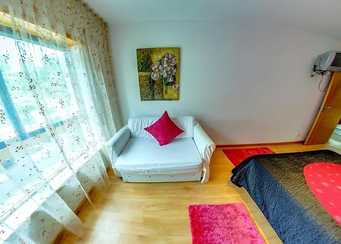 7 Saias - Centro Konukevi Nazaré